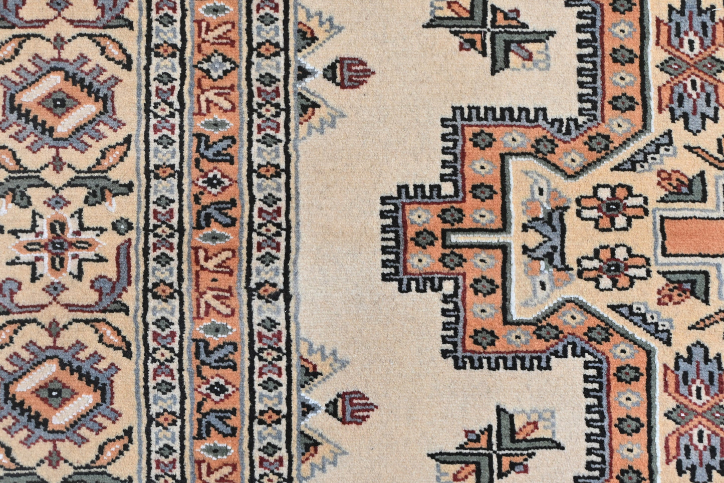 Jaldar Rug - 268 x 186cm