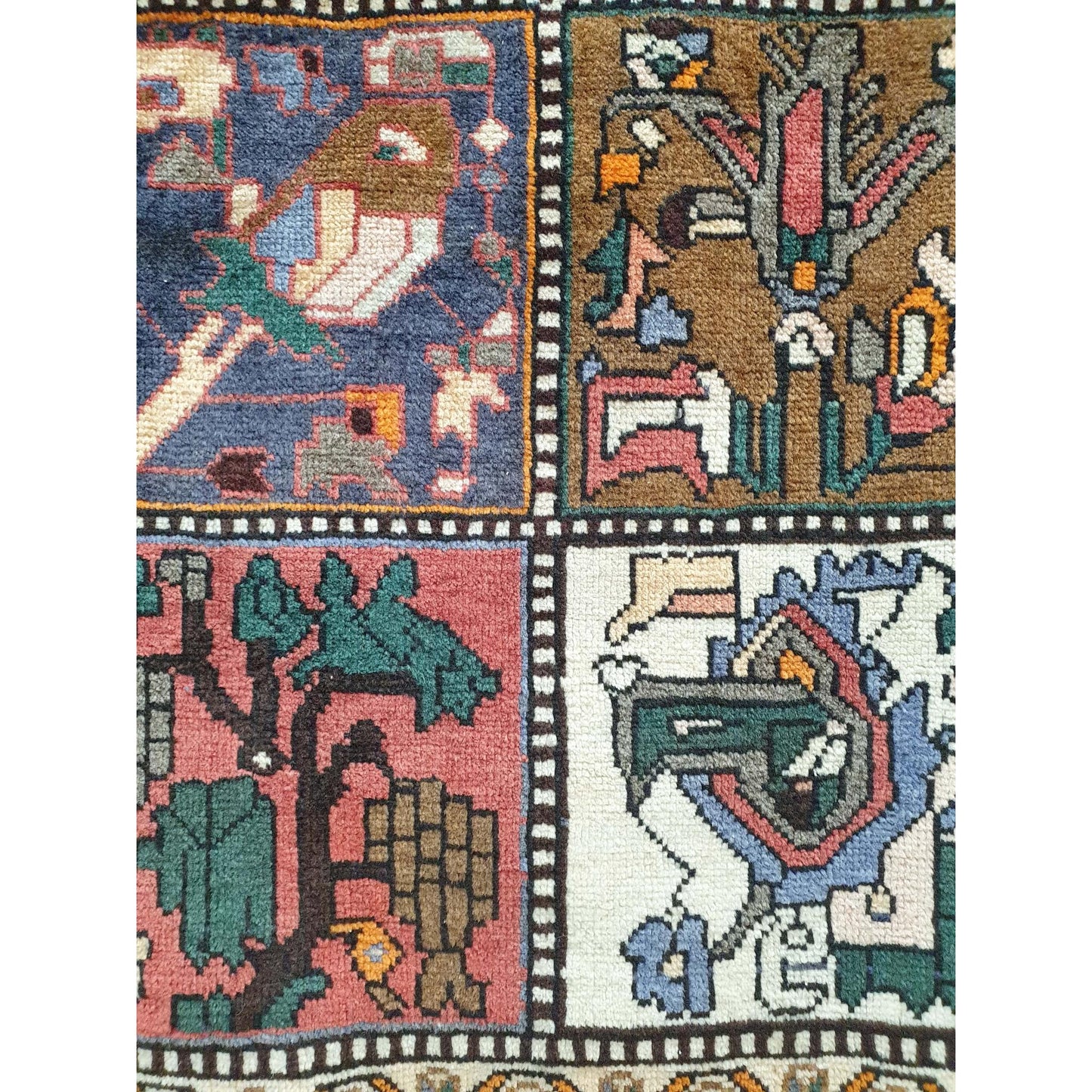 Vintage Bakhtiari Rug 280 x 200cm