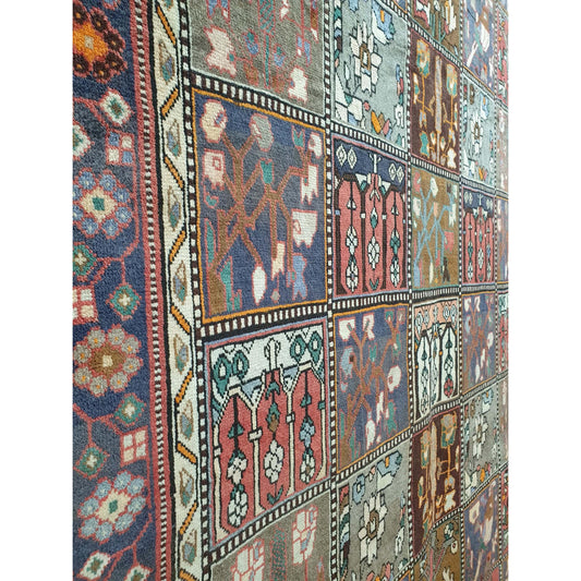 Vintage Bakhtiari Rug 280 x 200cm