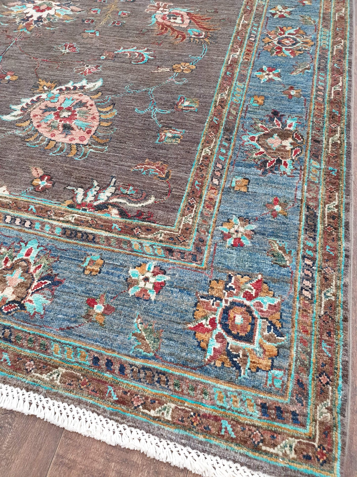 Sultani Rug - 241 x 170cm