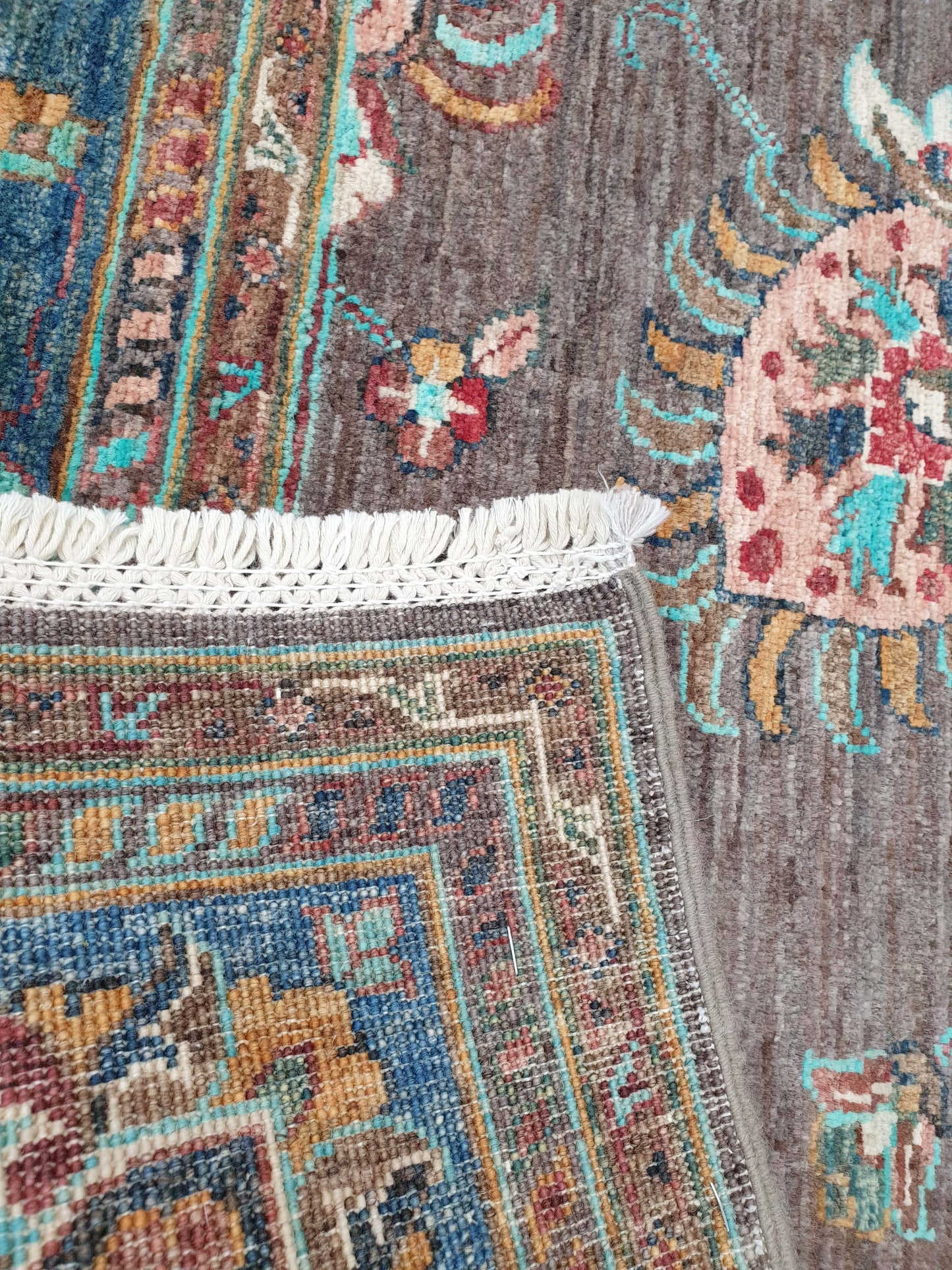 Sultani Rug - 241 x 170cm