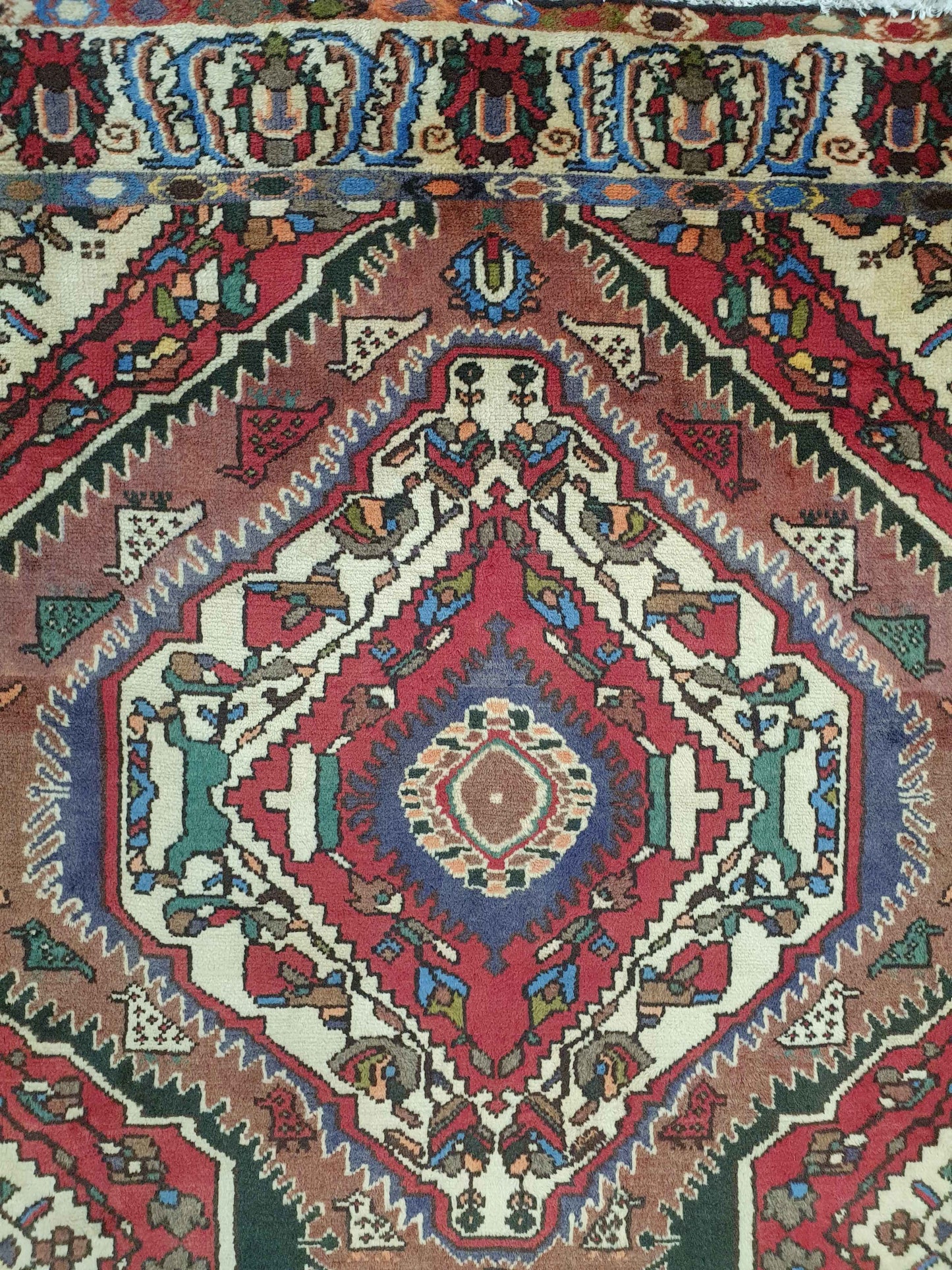 Vintage Bakhtiari Rug - 287 x 155cm