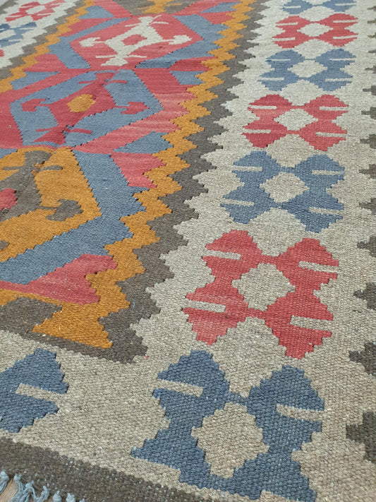 Mamina Kilim 194 x 148cm