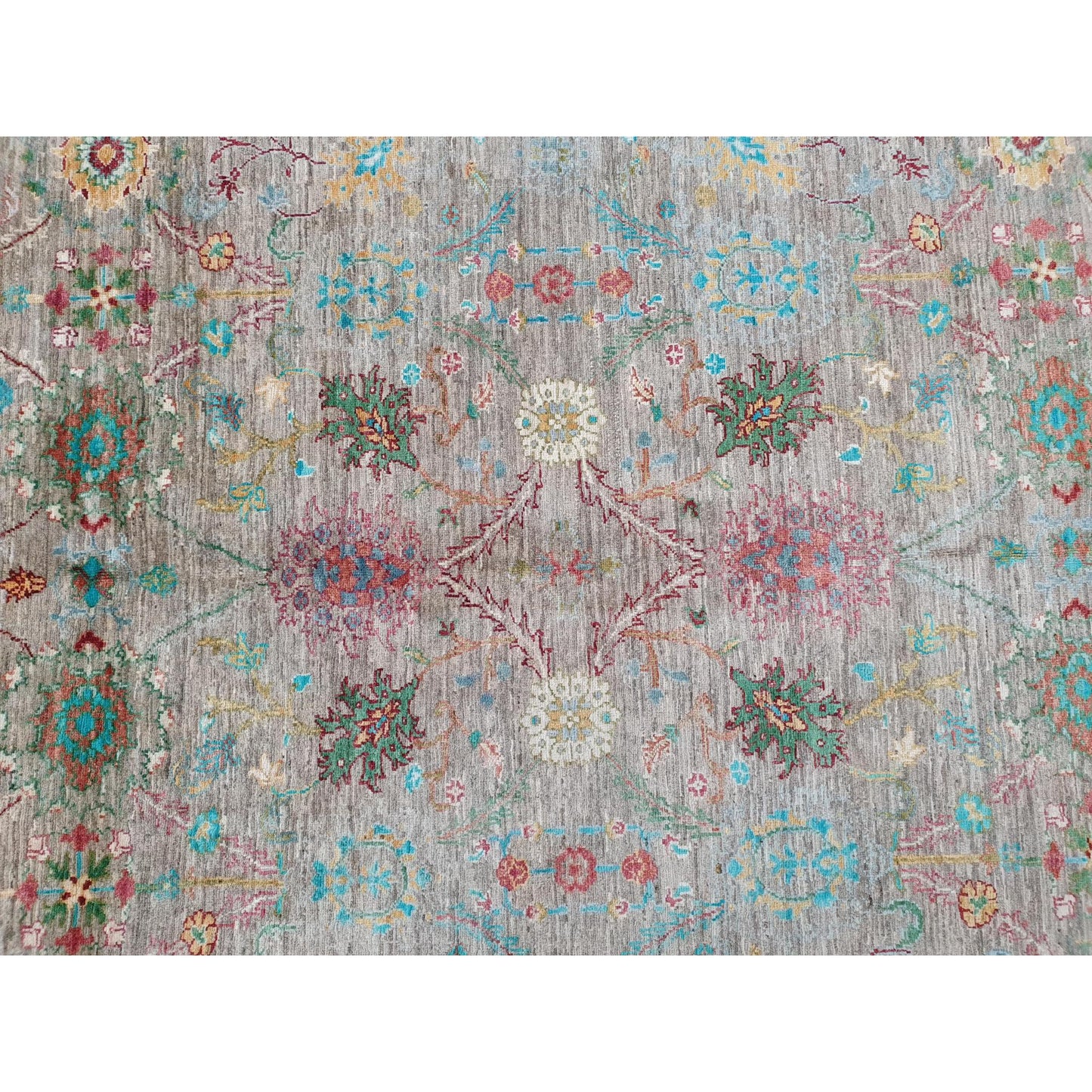 Sultani Rug - 295 x 207cm