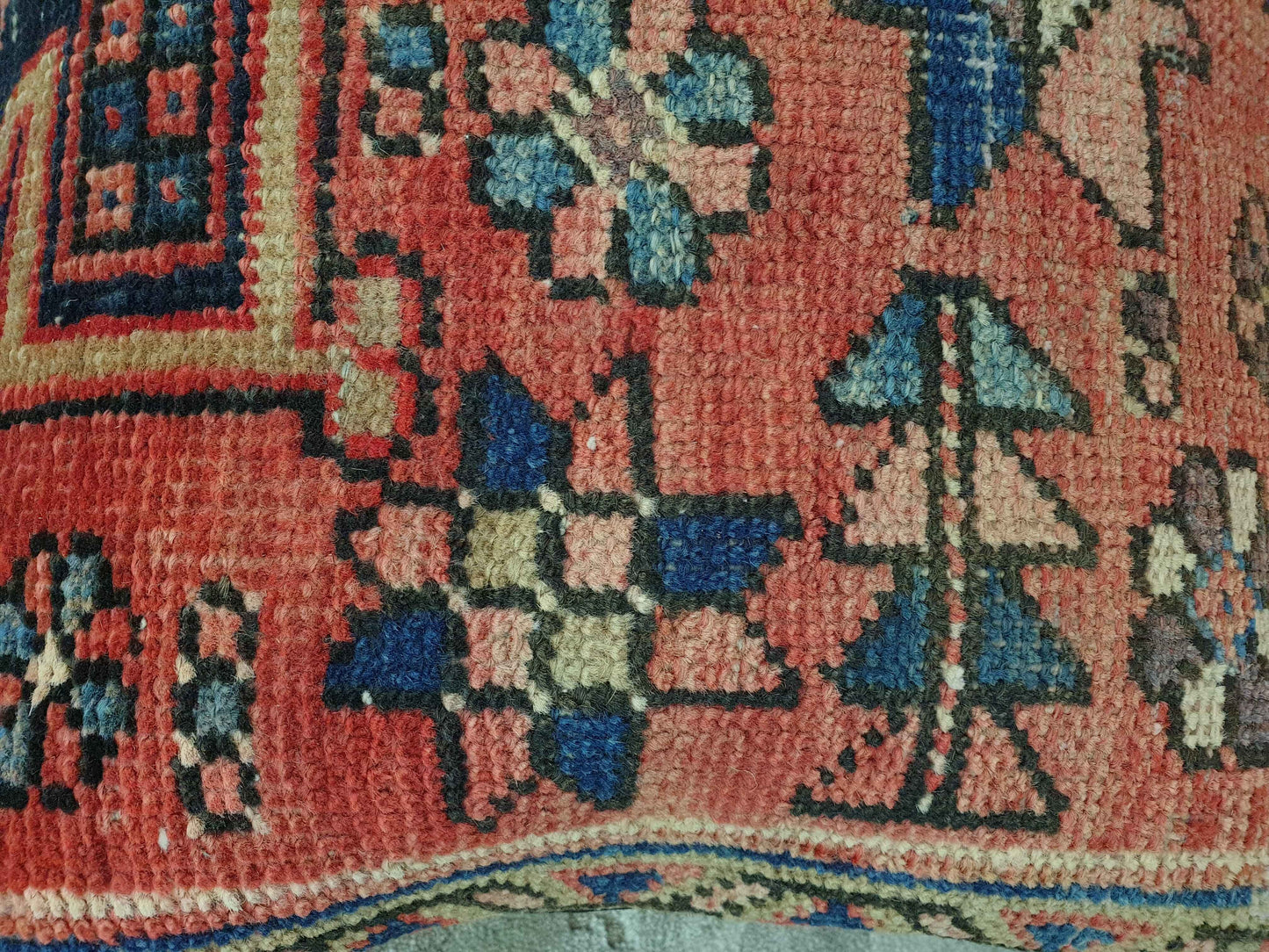 Rug Cushion Cover - Approx 45 x 45cm - Red