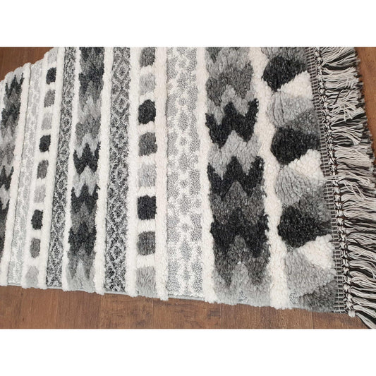 Kaza designer rug 150 x 80cm