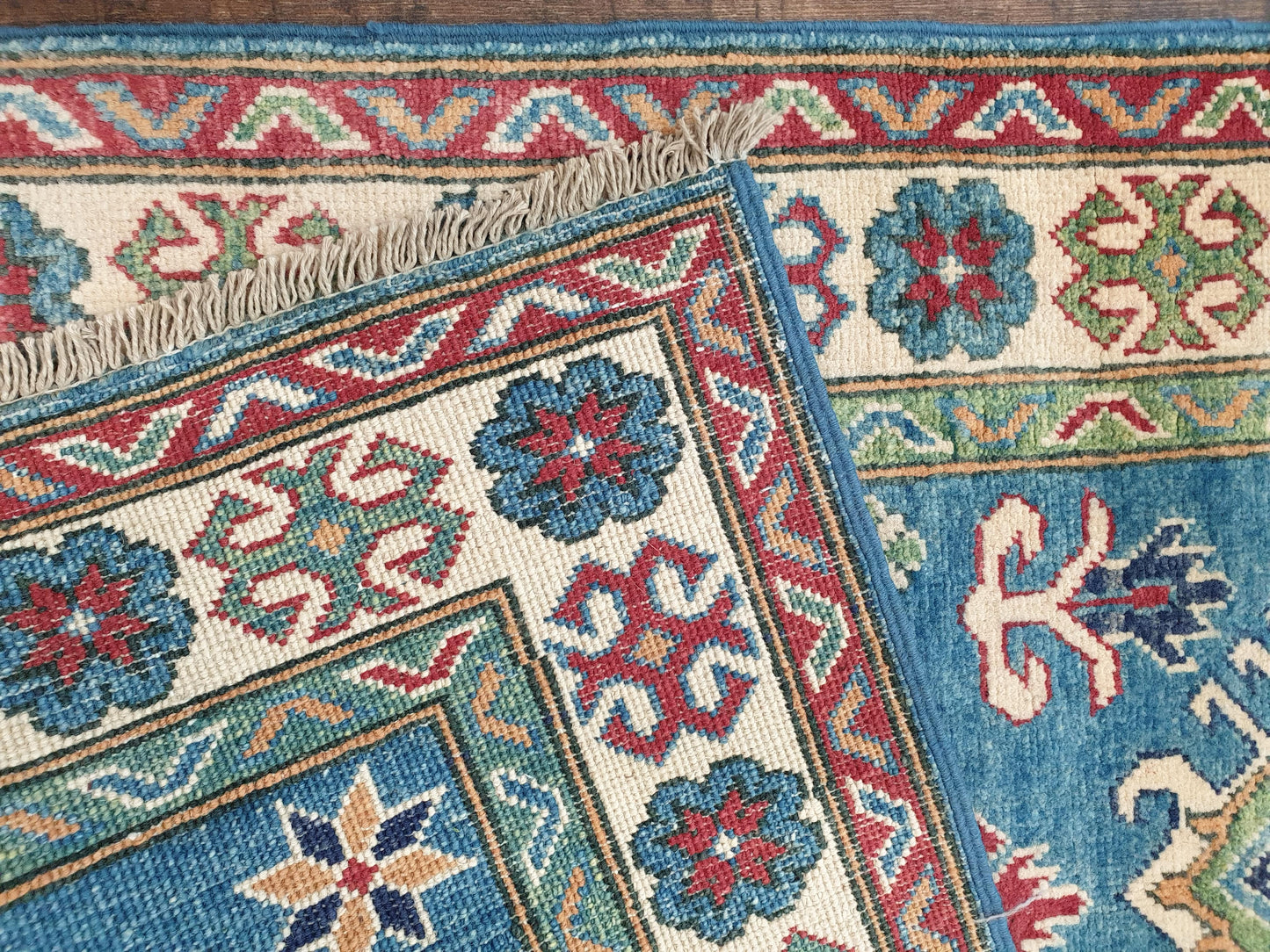 Kazak Rug 304 x 82 cm