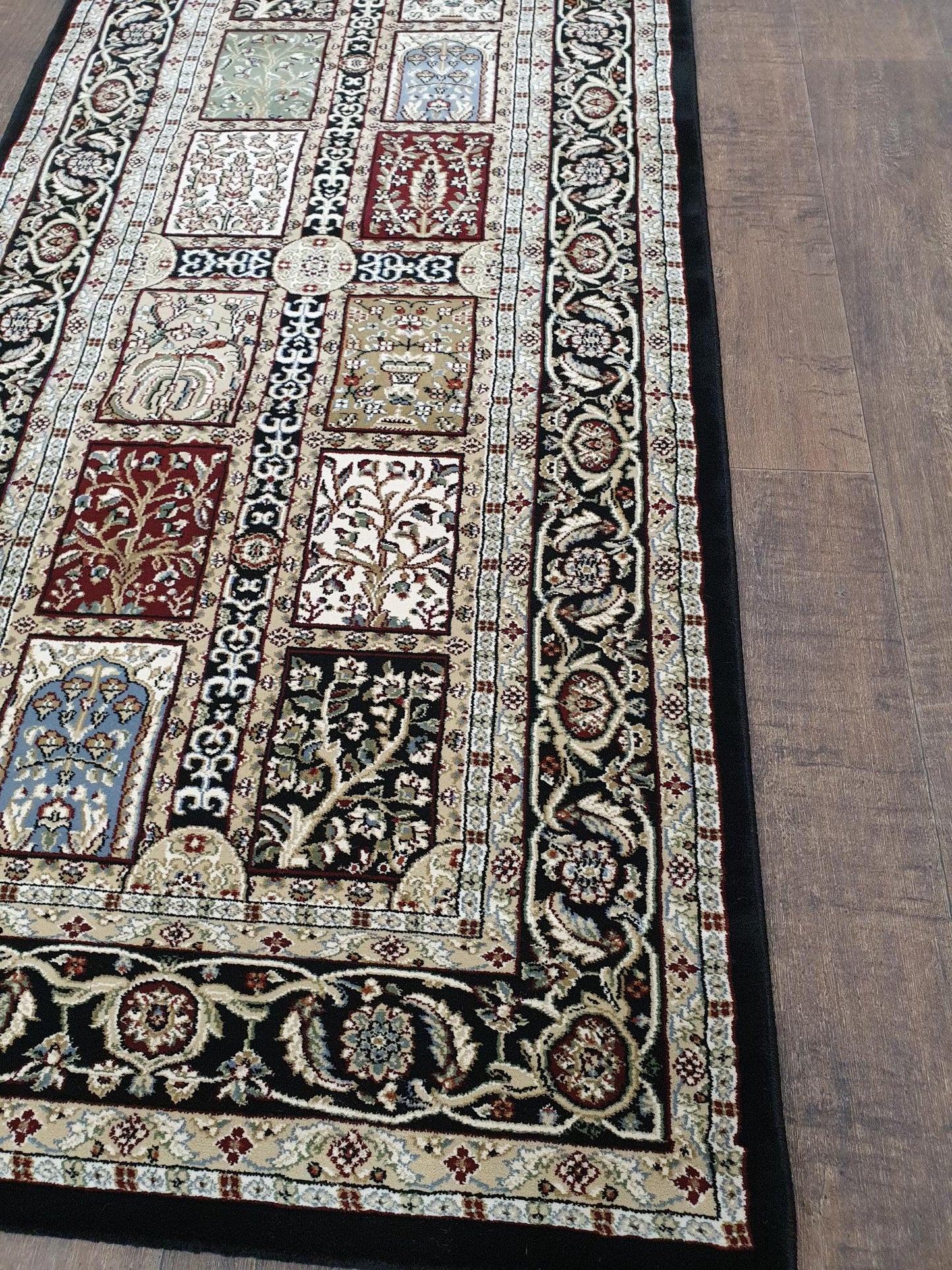 Isfahan Traditional design Rug 300 x 80cm