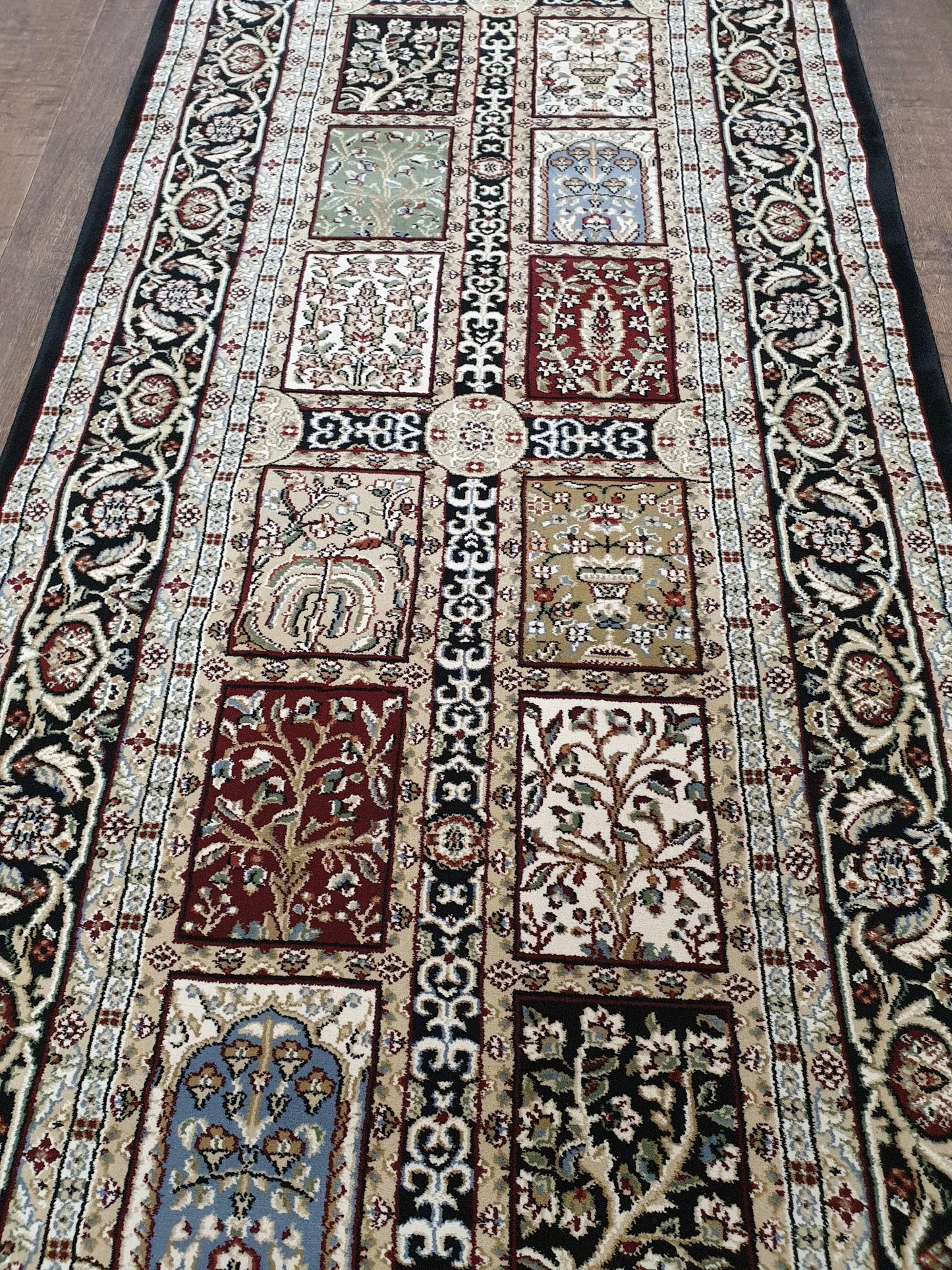 Isfahan Traditional design Rug 300 x 80cm