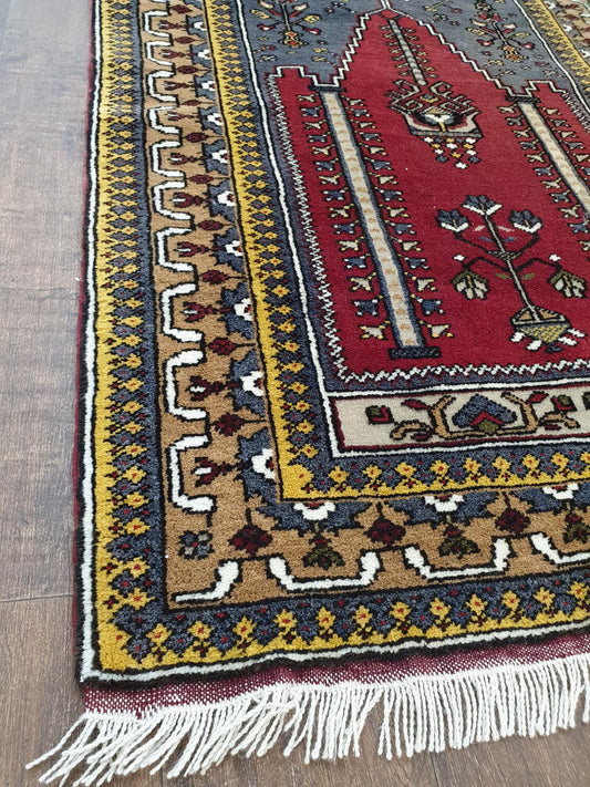 Vintage Turkish Kula Rug 122 x 82cm