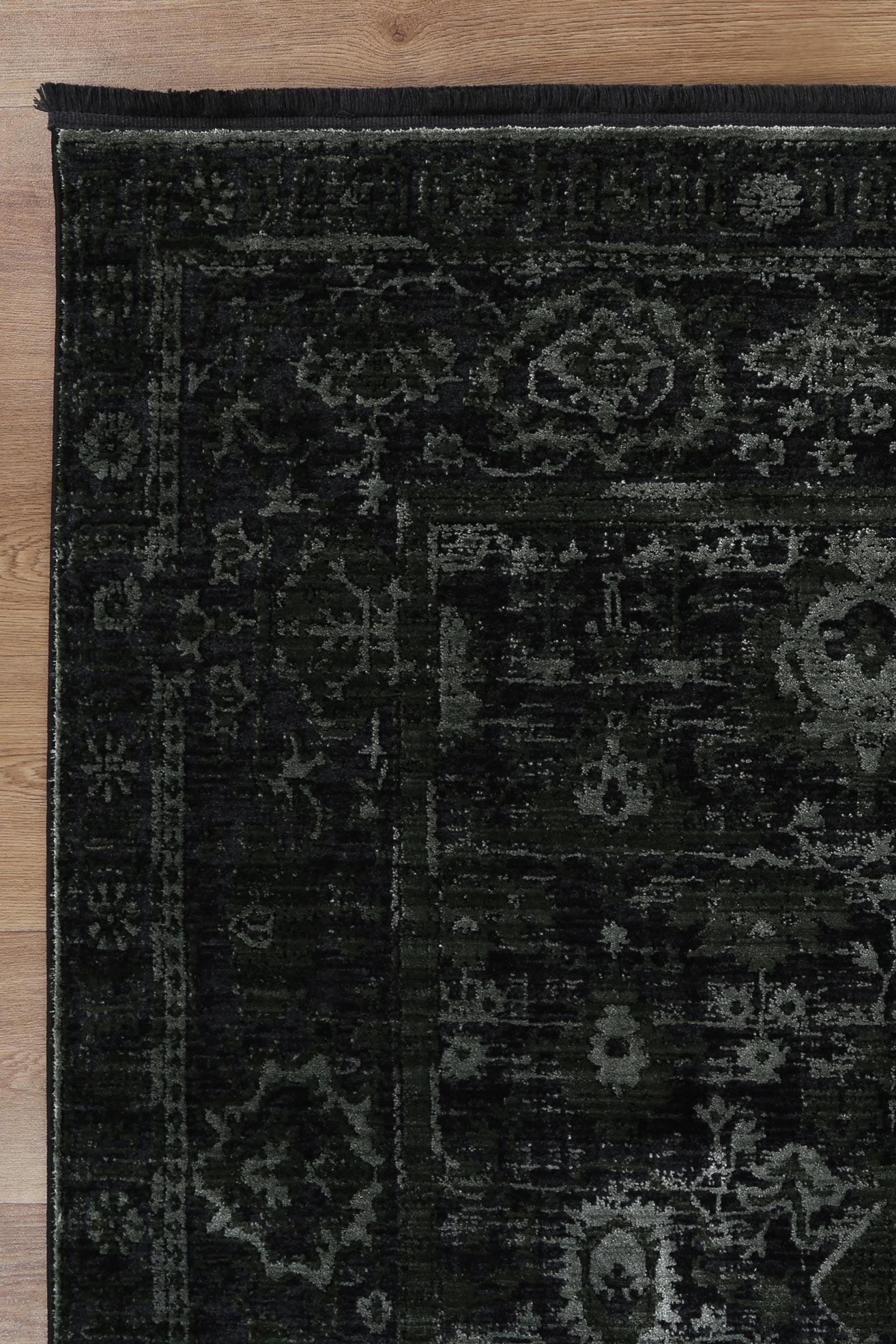 Brooklyn 300 Emerald Ornate Rug