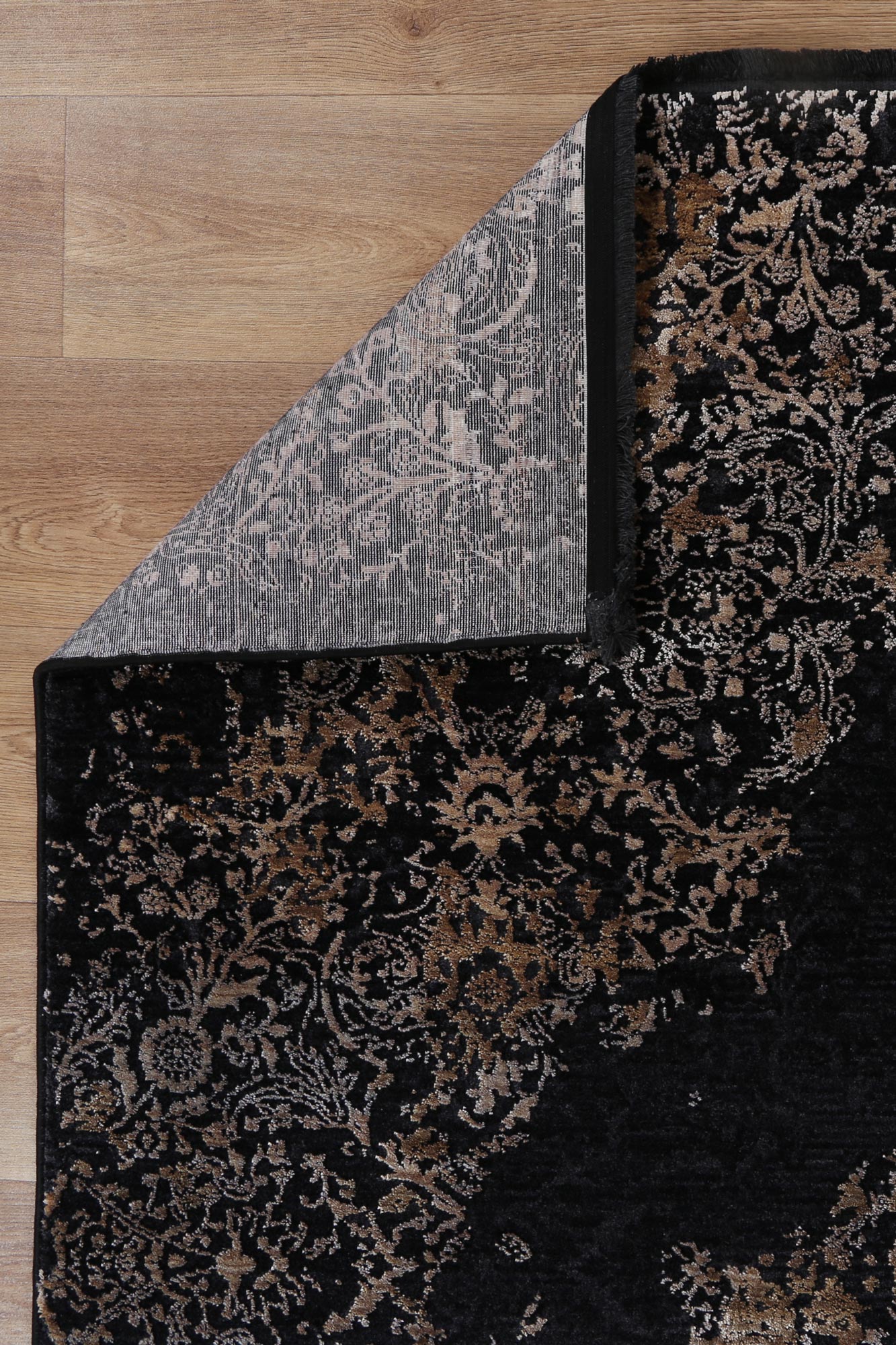 Brooklyn 400 Gold Medallion Rug