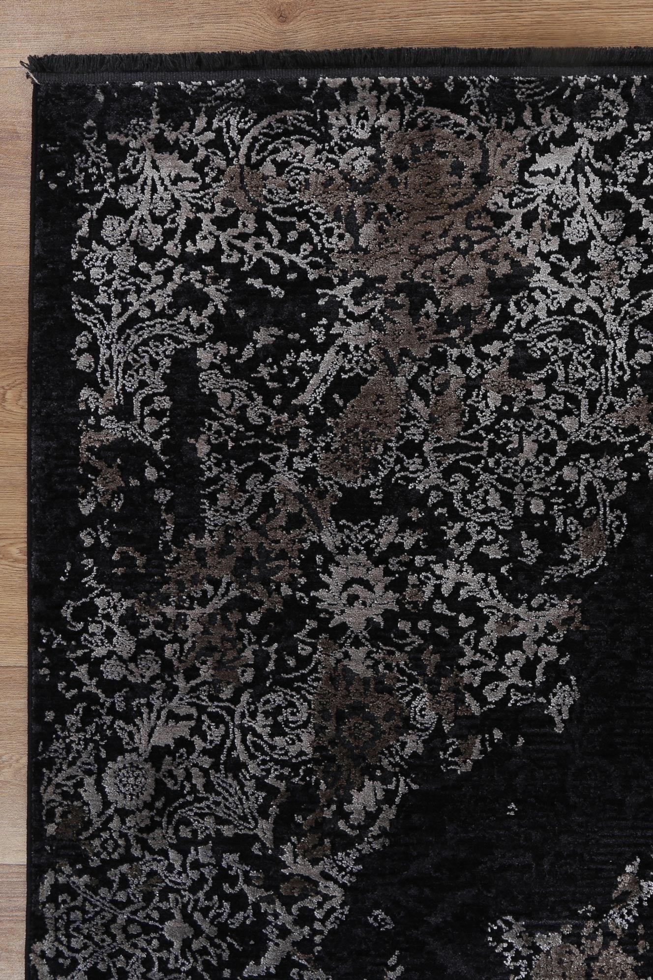 Brooklyn 400 Pewter Medallion Rug