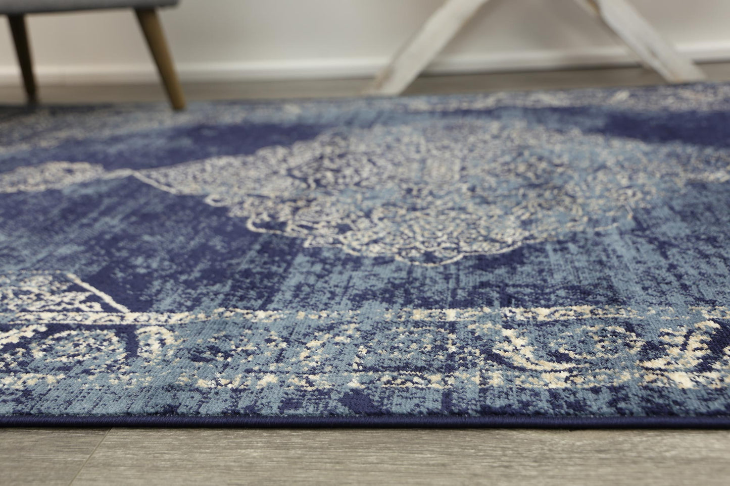 Arya Antique Traditional Navy Rug