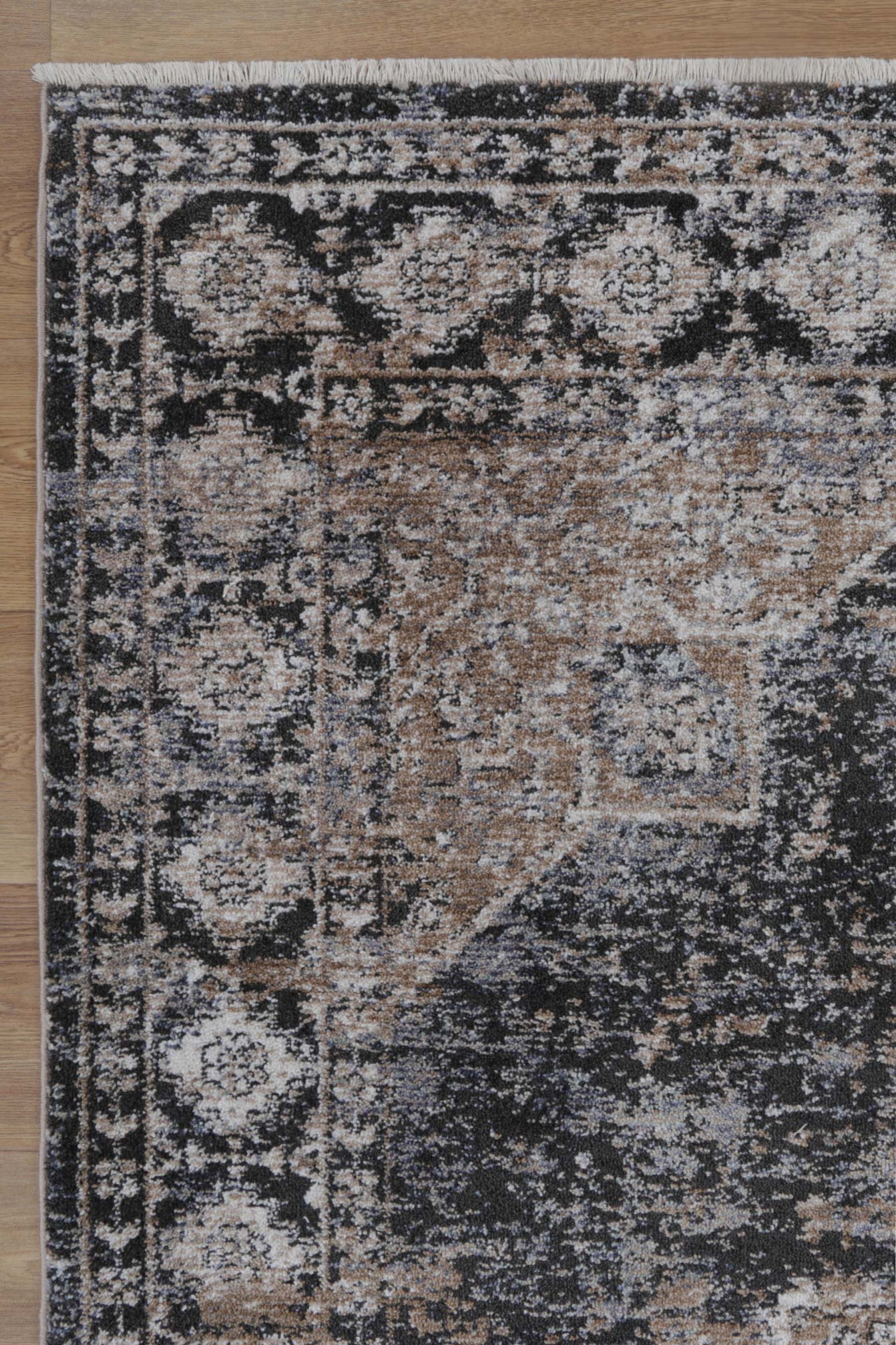 Baltimore Lakeland Vintage Inspired Rug