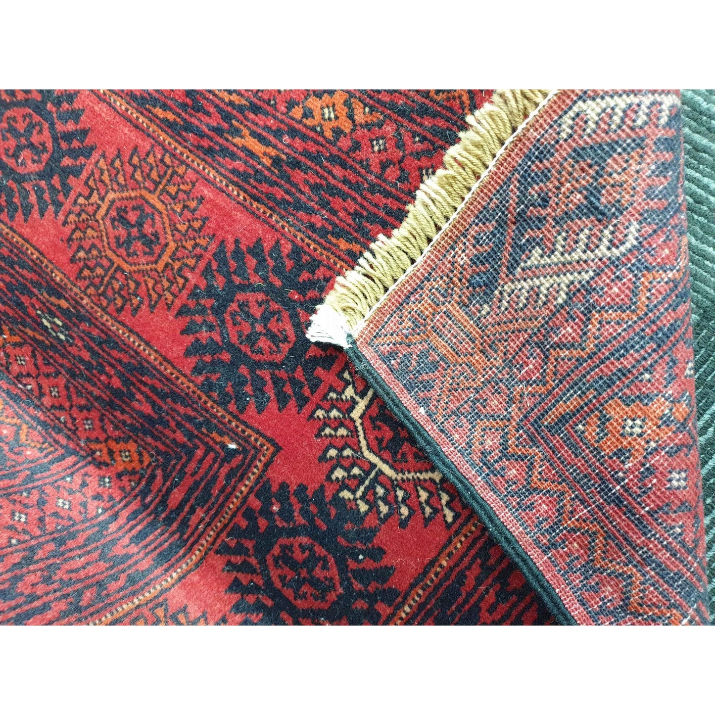 Fine Turkmen Tekke Rug 286cm x 196cm