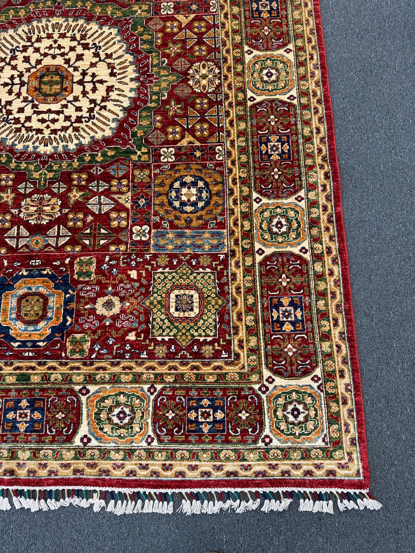 Khurjeen Rug - 283 x 206cm