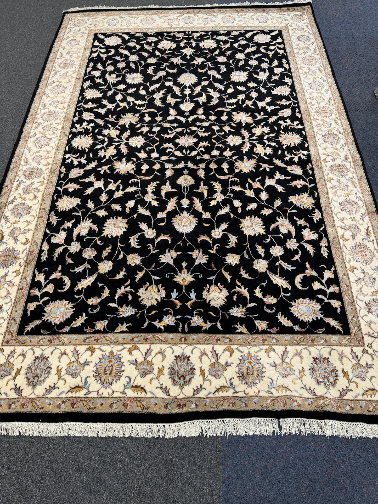 Ziegler Rug (wool & silk) - 295 x 196cm