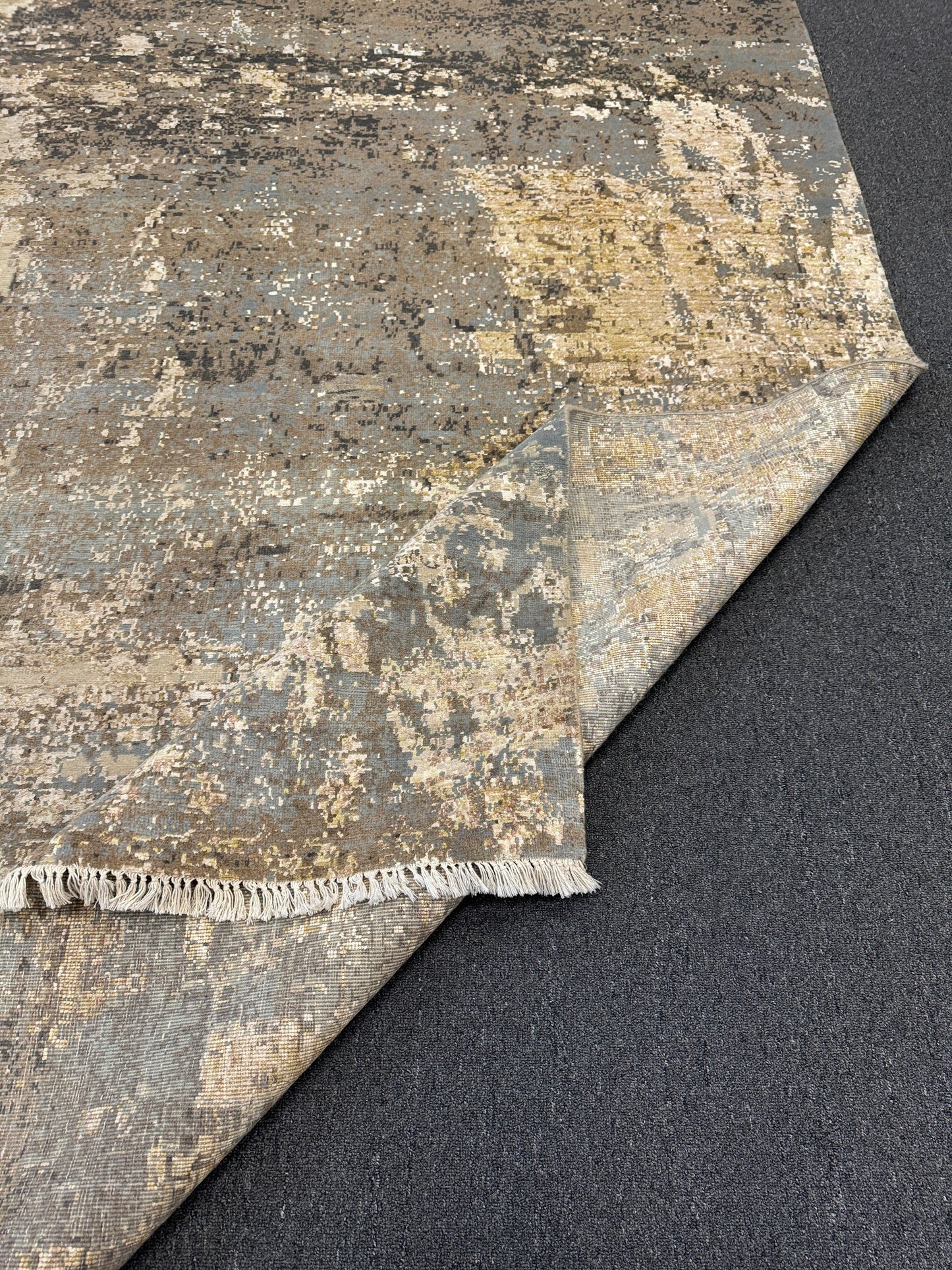 Gabbeh Rug - 295 x 190cm