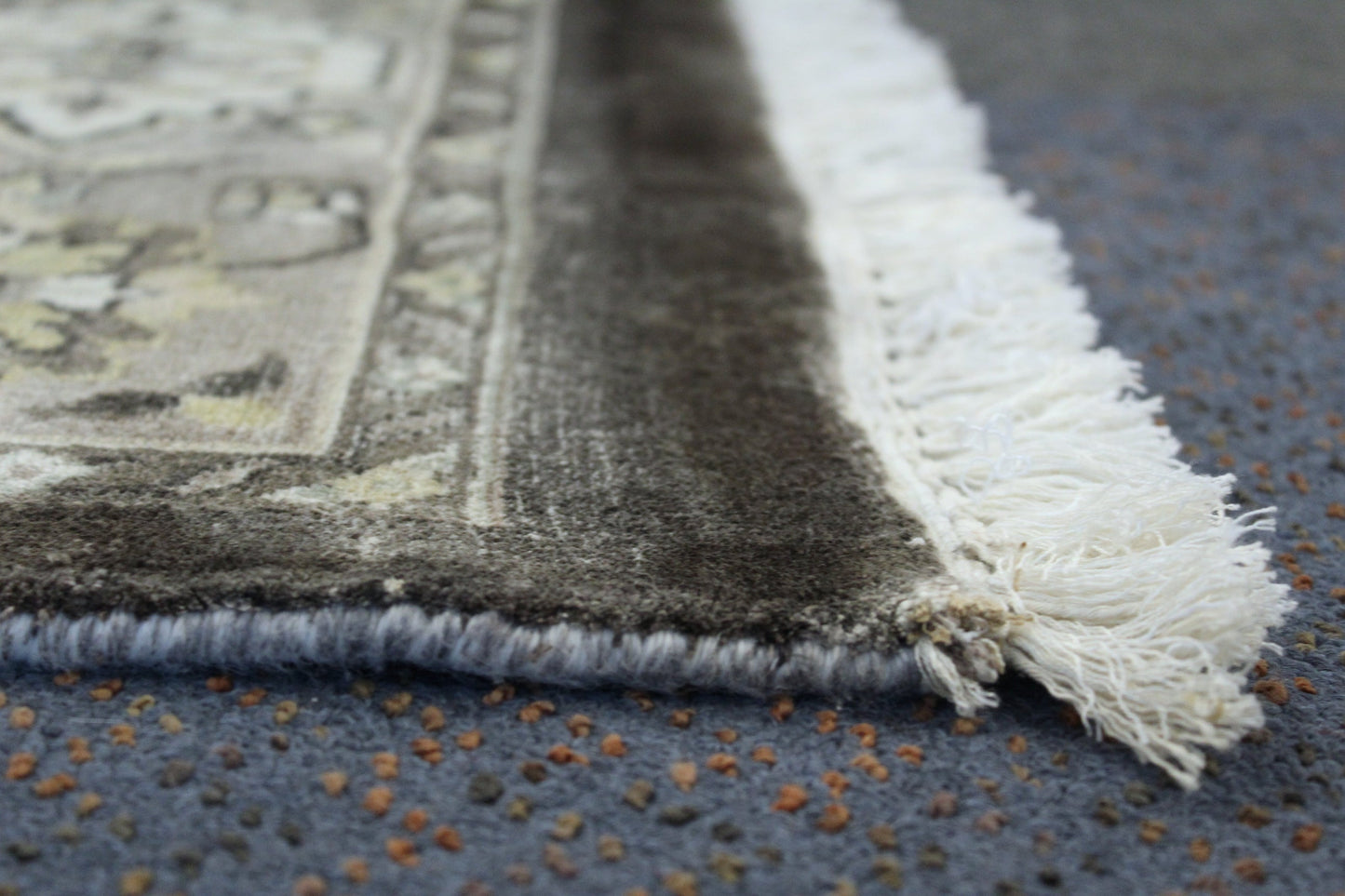 Bakhtiari Rug - 246 x 170cm