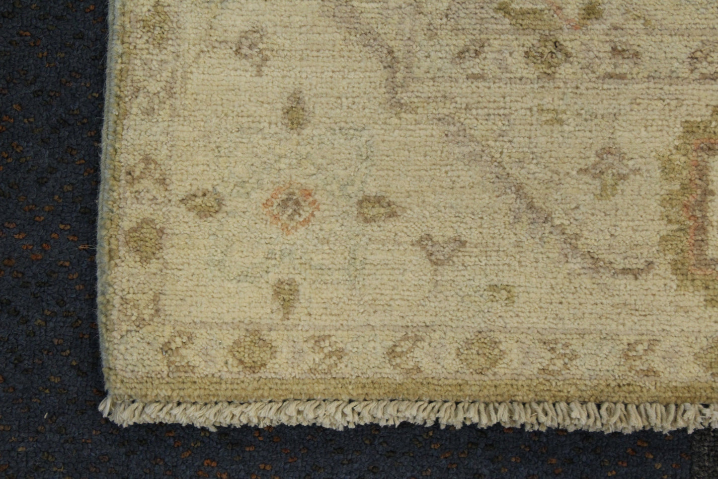 Ziegler Rug - 200 x 123cm