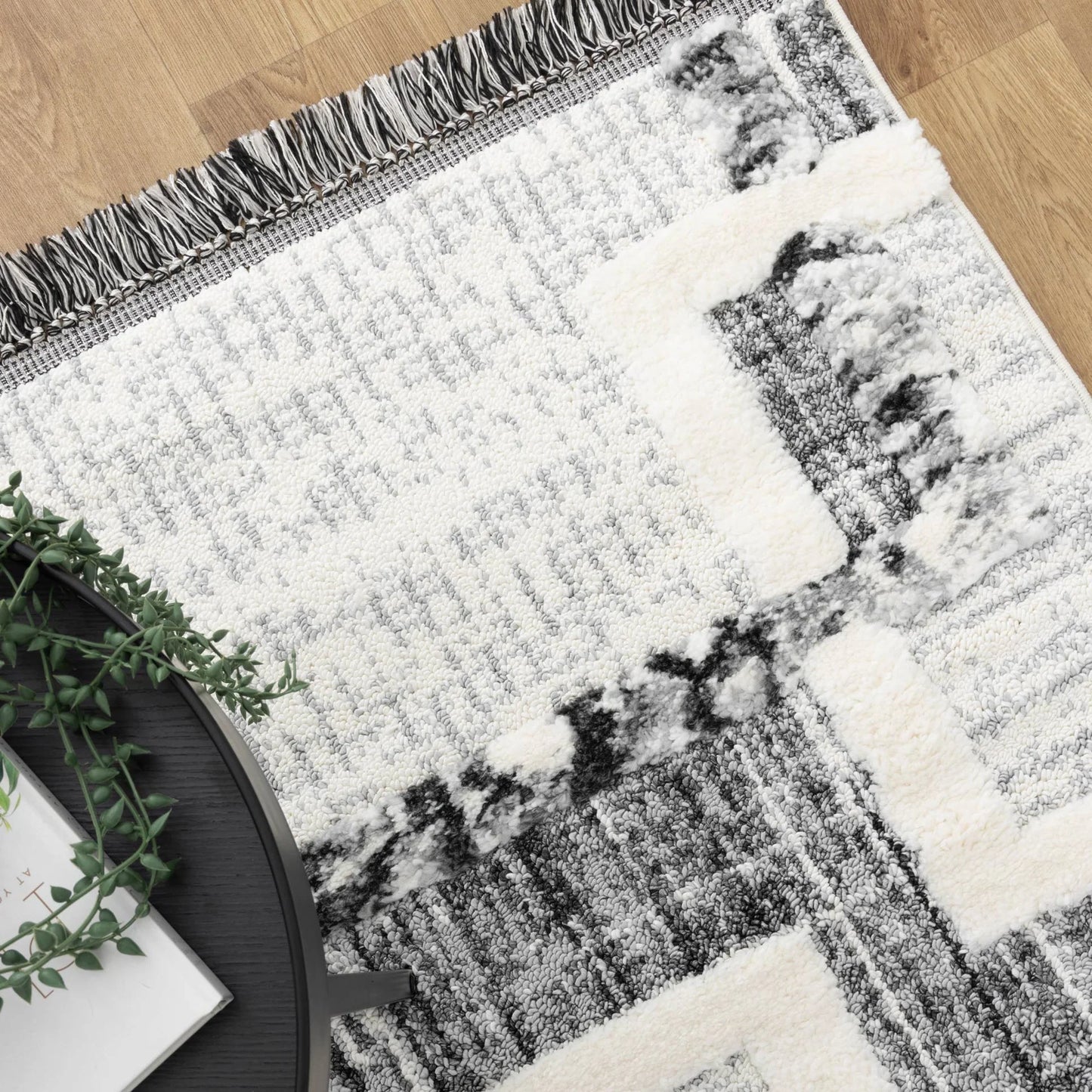 Kaza modern designer rug 290 x 200 cm