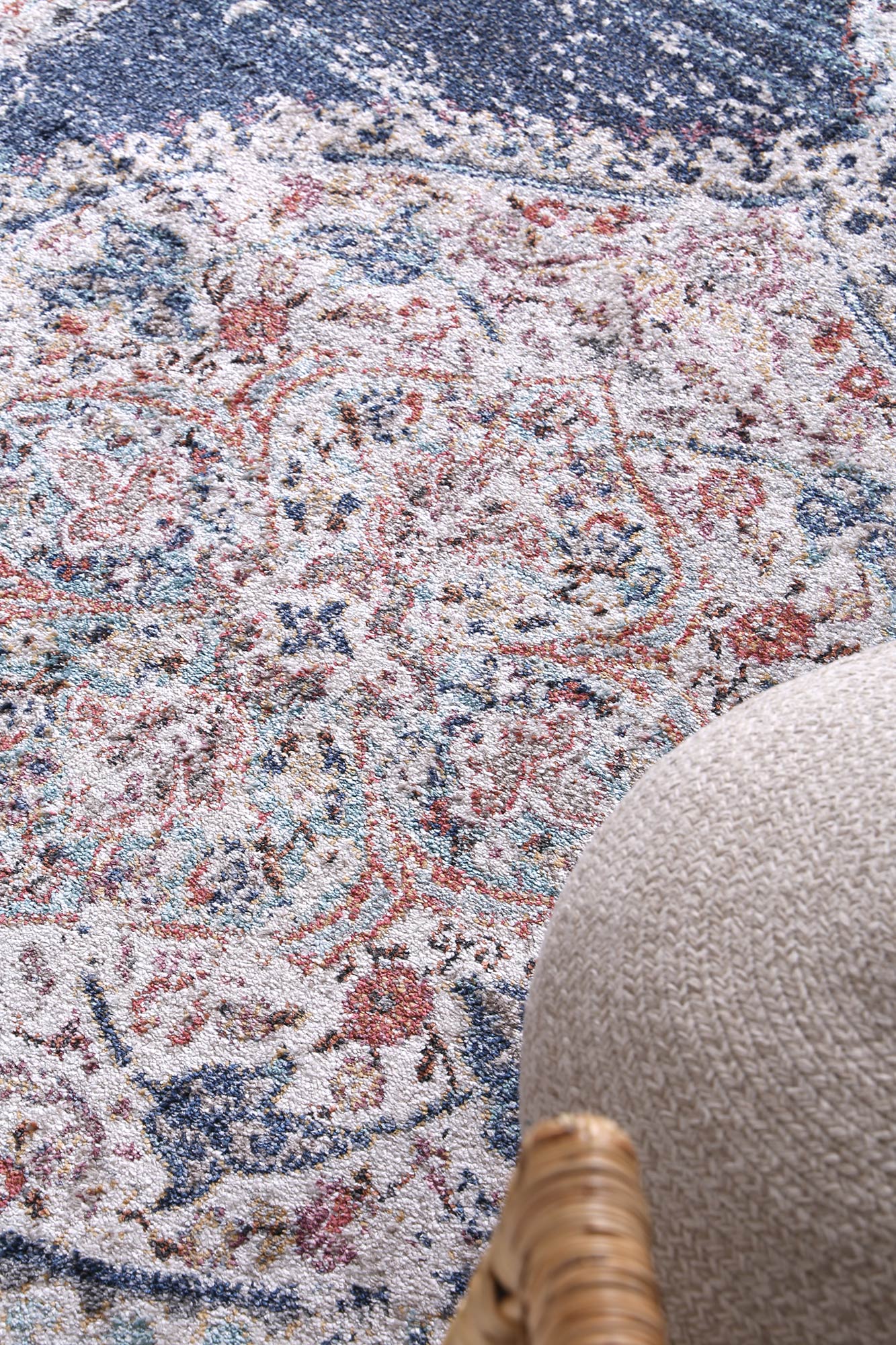 Salsa Hollow Medalion Transitional Navy & Multi Rug 290 x 200cm
