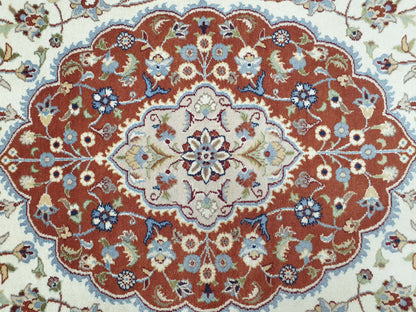 Fine Tabriz Rug - 282 x 183cm