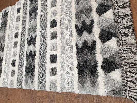 Kaza designer rug 150 x 80cm