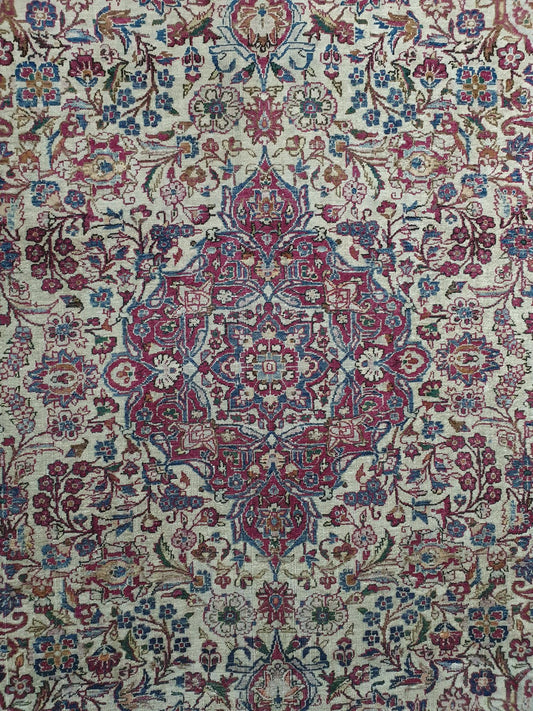 Antique Kashan Rug 200 x 130cm