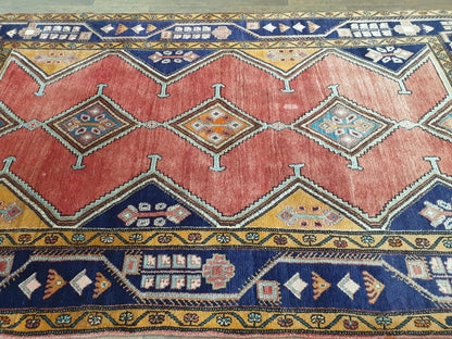 Vintage Persian Afshar Rug 250 x 147cm