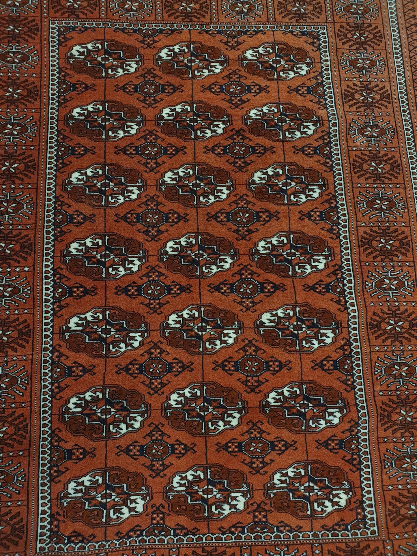 Turkmen Tekke 167 x 125cm