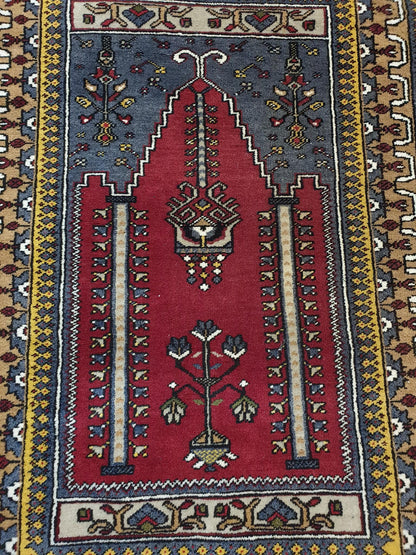 Vintage Turkish Kula Rug 122 x 82cm