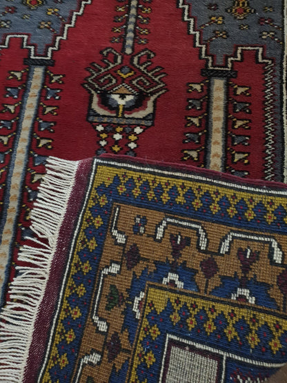 Vintage Turkish Kula Rug 122 x 82cm