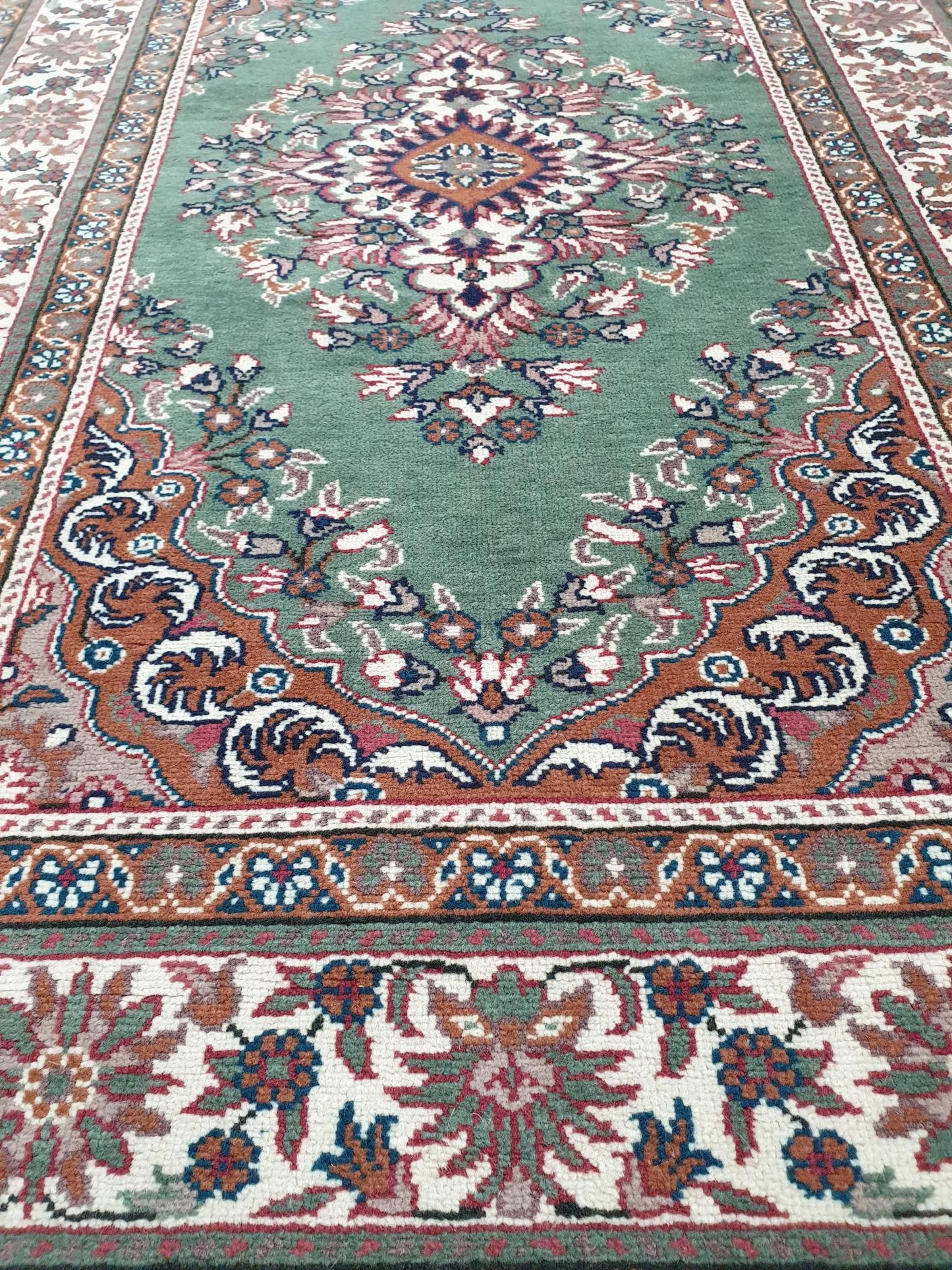 Vintage Persian Tabriz (Fine) 137 x 86cm