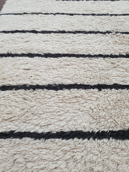 Moroccan design Rug 165 x 90cm