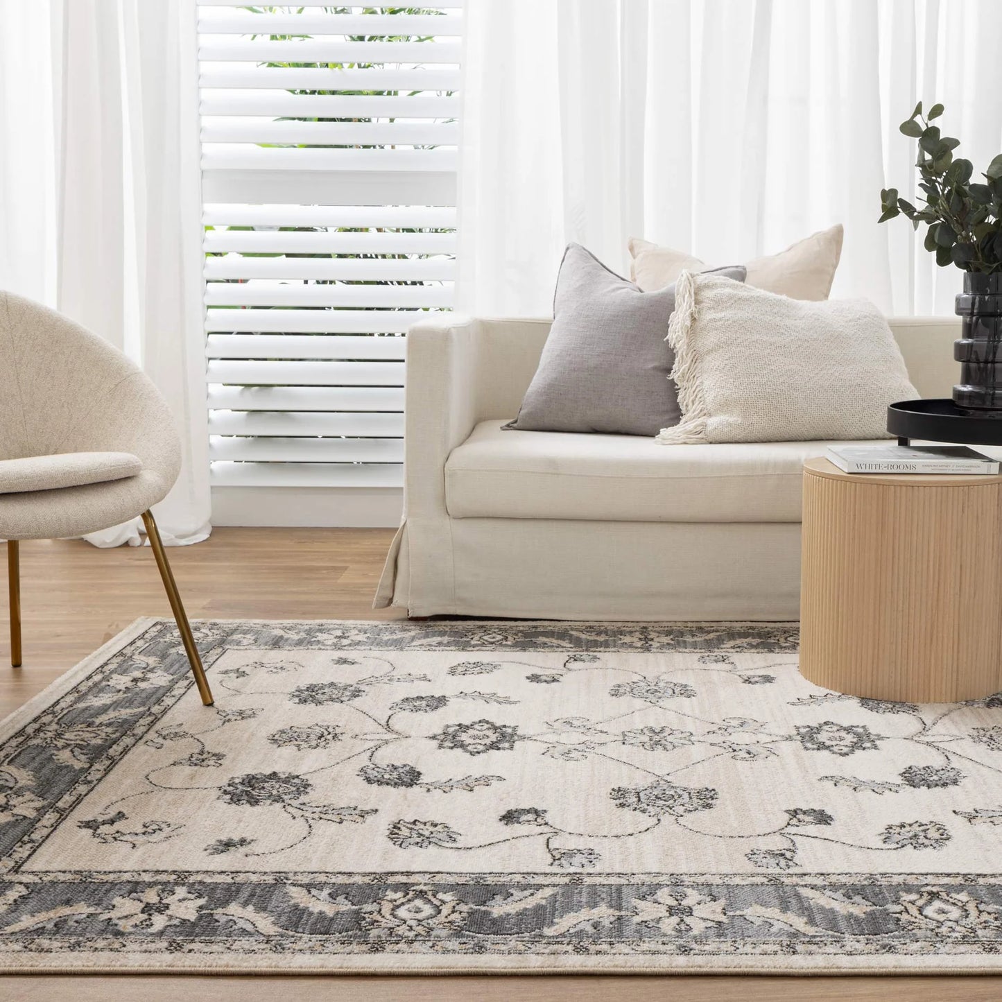 Arya Rug 290 x 200 cm