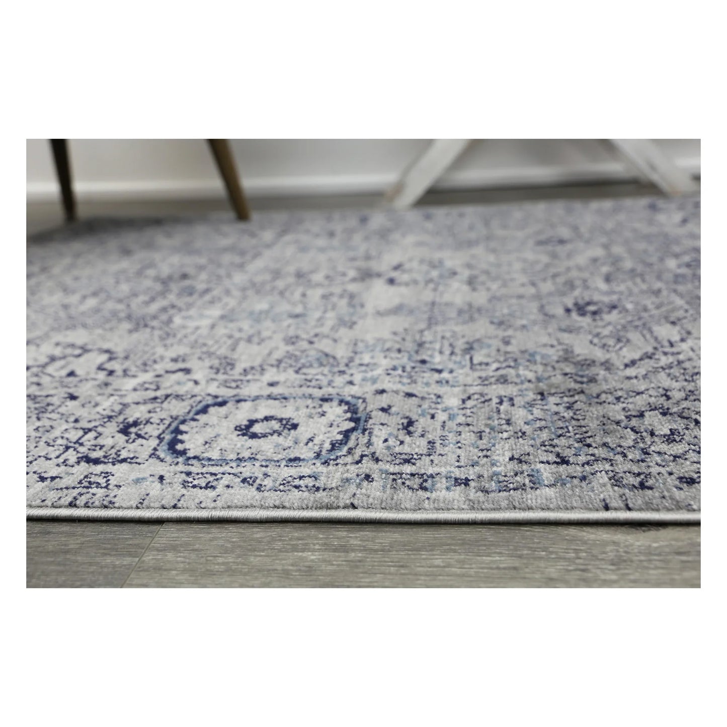 Edge pattern detail of Arya charcoal traditional rug with ornamental border design