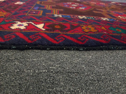Baluchi hand-knotted wool rug 190 x 102 cm side detail
