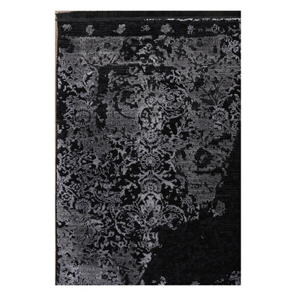 Pattern detail of Brooklyn 400 silver medallion rug showing raised ornamental texture
