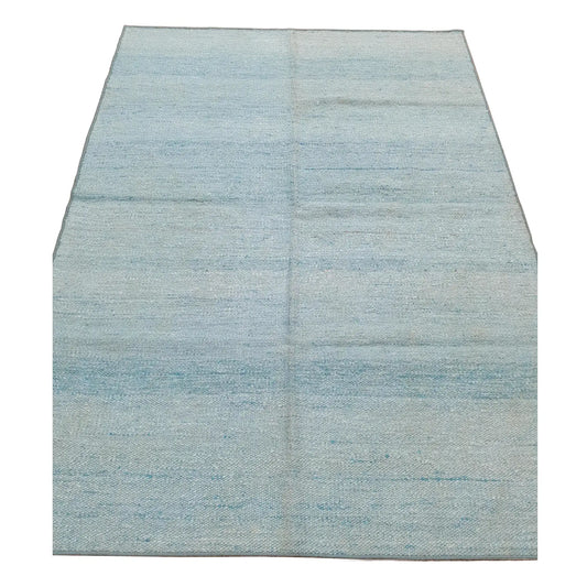 Indian Dhurrie rug 232 x 163 cm full view with light blue and off-white softly variegated field