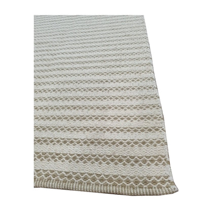 Angled edge detail of Indian Dhurrie showing limestone woven pattern and flatweave texture, 290 x 200 cm