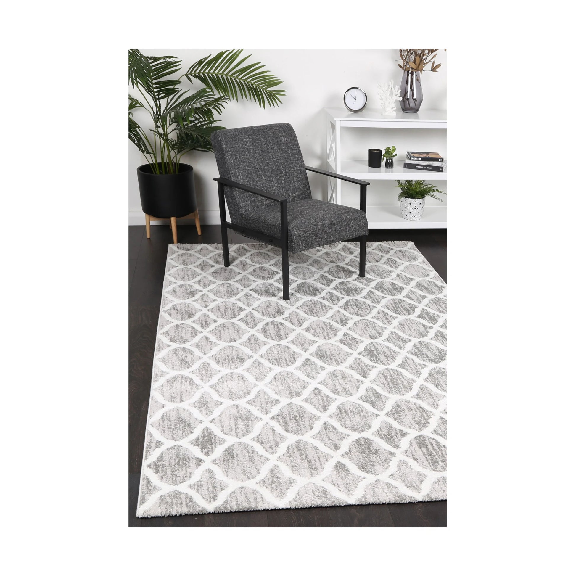 Kimberley 5 Repeat Silver Rug styled in a contemporary room setting