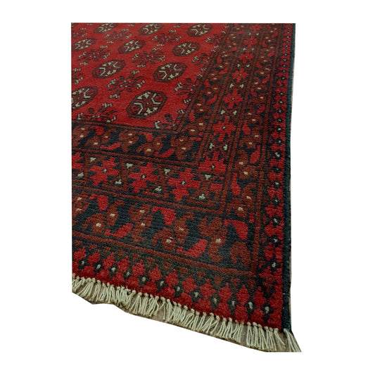 Turkoman wool rug 196 x 147 cm pattern detail traditional geometric design