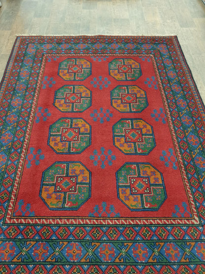 Turkoman rug 196 x 150 cm top view showing repeating gul motifs