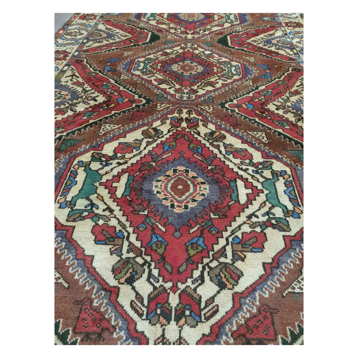 Diamond medallion detail on vintage Persian Bakhtiari hand-knotted wool rug